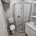 招待所 迪诺杰尔公寓酒店 3*