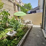 디노 앤드 젤리 아파트먼트 3* 두브로브니크