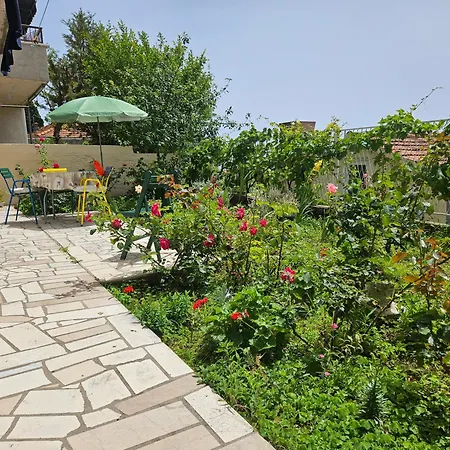 Dino And Jele Guest house
